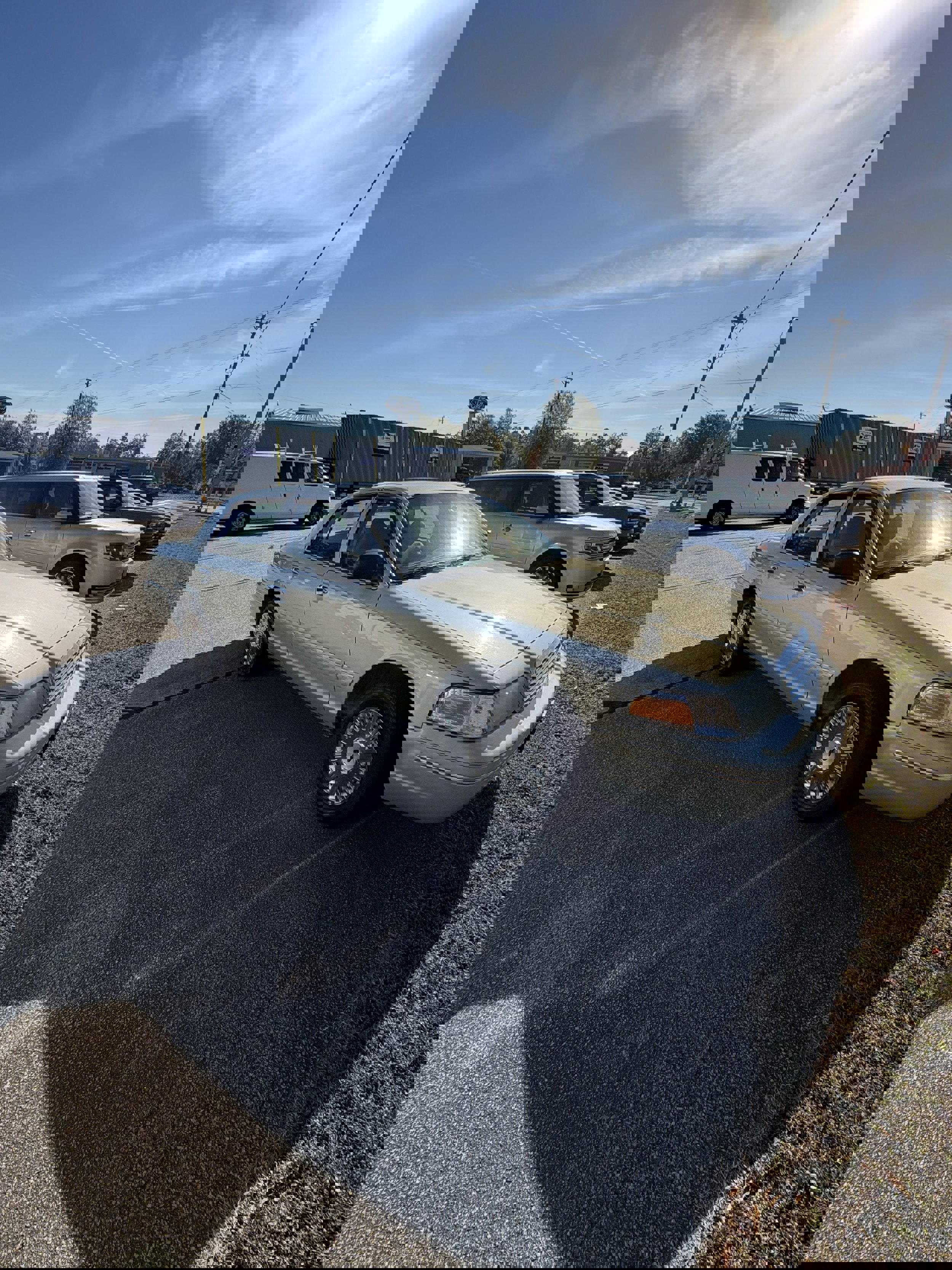 Used 2004 Ford Crown Victoria Police Interceptor image 4