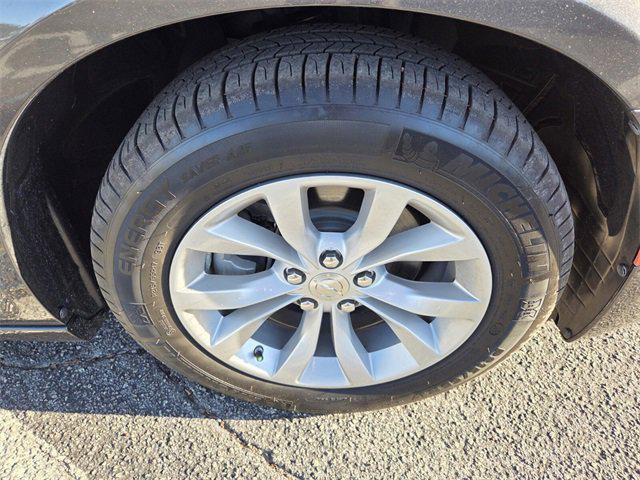 Certified 2023 Chrysler 300 Touring image 19