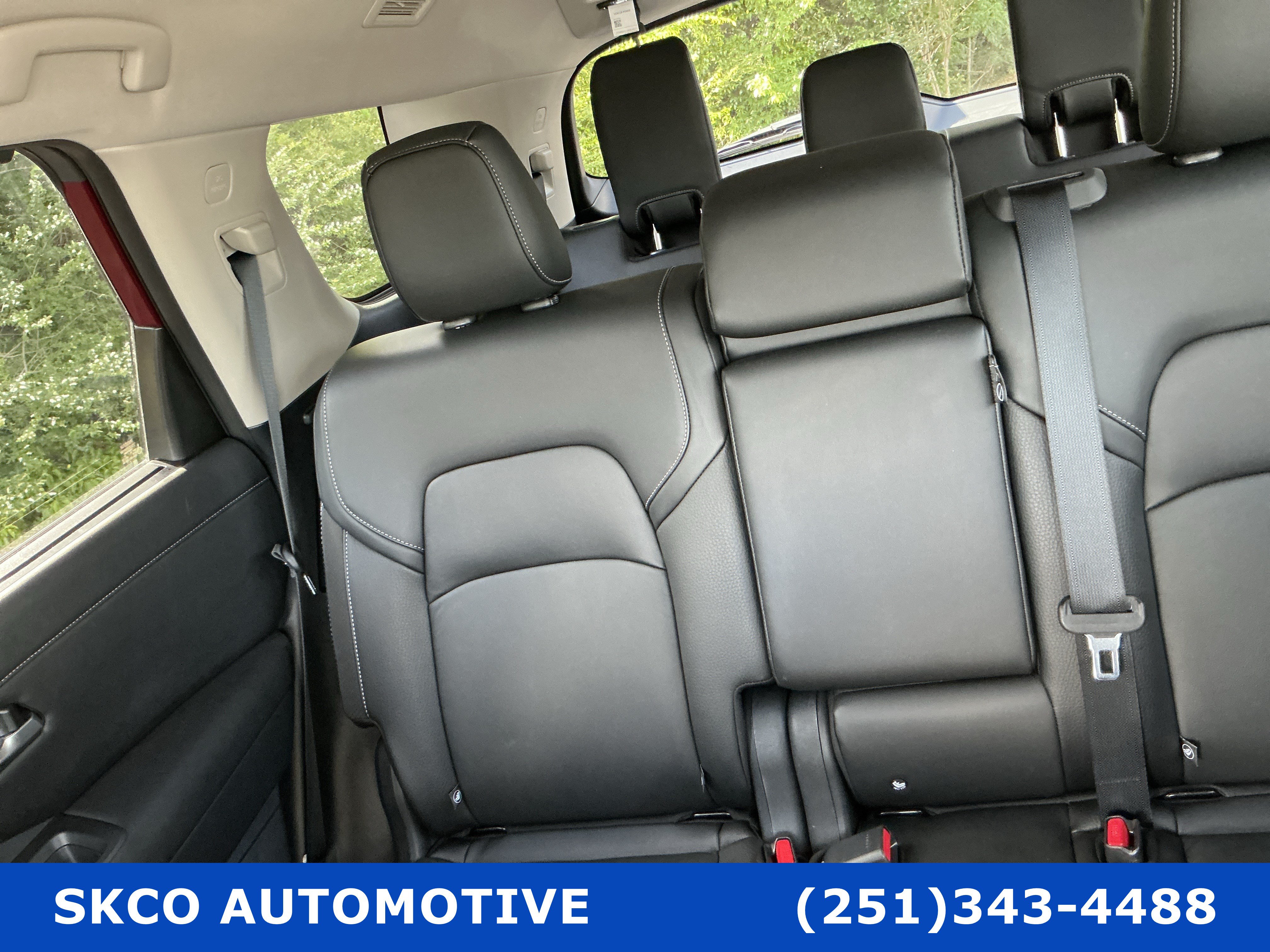 Used 2024 Nissan Pathfinder SL FWD image 27