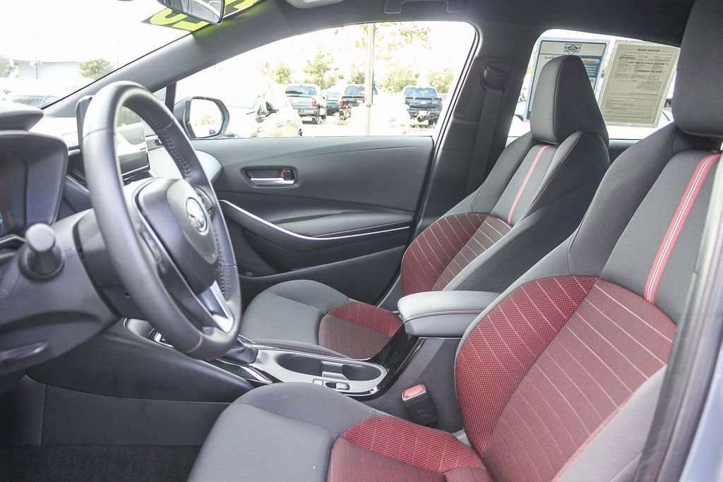 Used 2025 Toyota Corolla SE FWD image 22