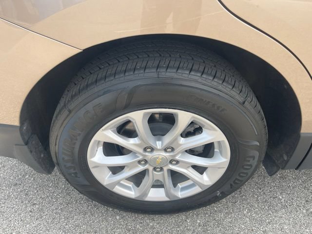 Used 2018 Chevrolet Equinox LT FWD image 30