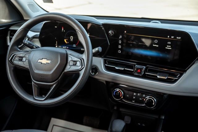 Used 2025 Chevrolet TrailBlazer LT image 17