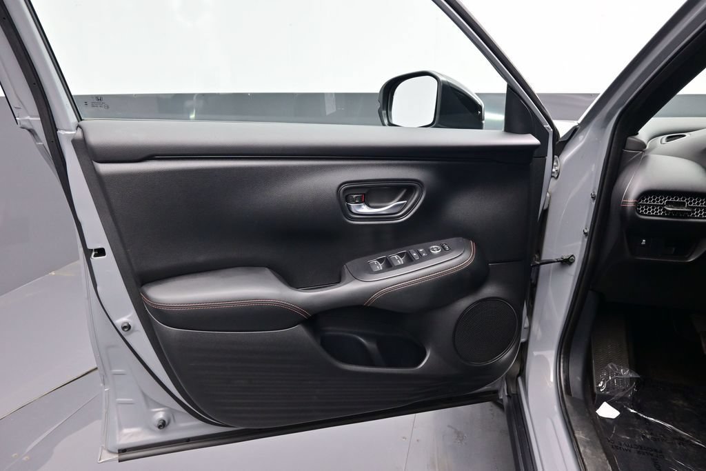 Certified 2024 Honda HR-V Sport image 15