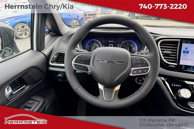 New 2026 Chrysler Voyager LX FWD image 7
