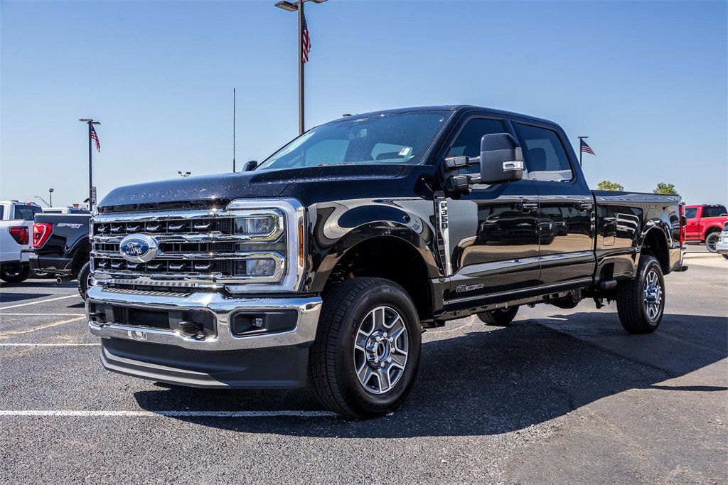 New 2026 Ford F350 Lariat image 2