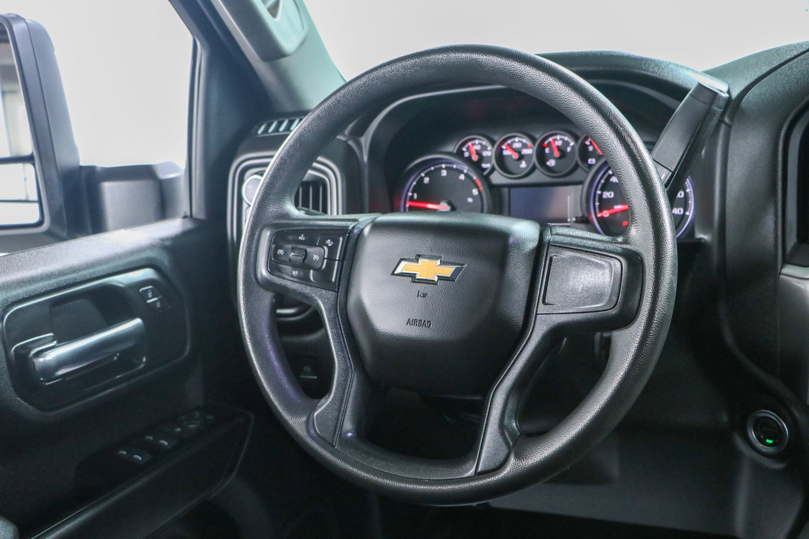 Used 2024 Chevrolet Silverado 3500 W/T AWD/4WD image 13