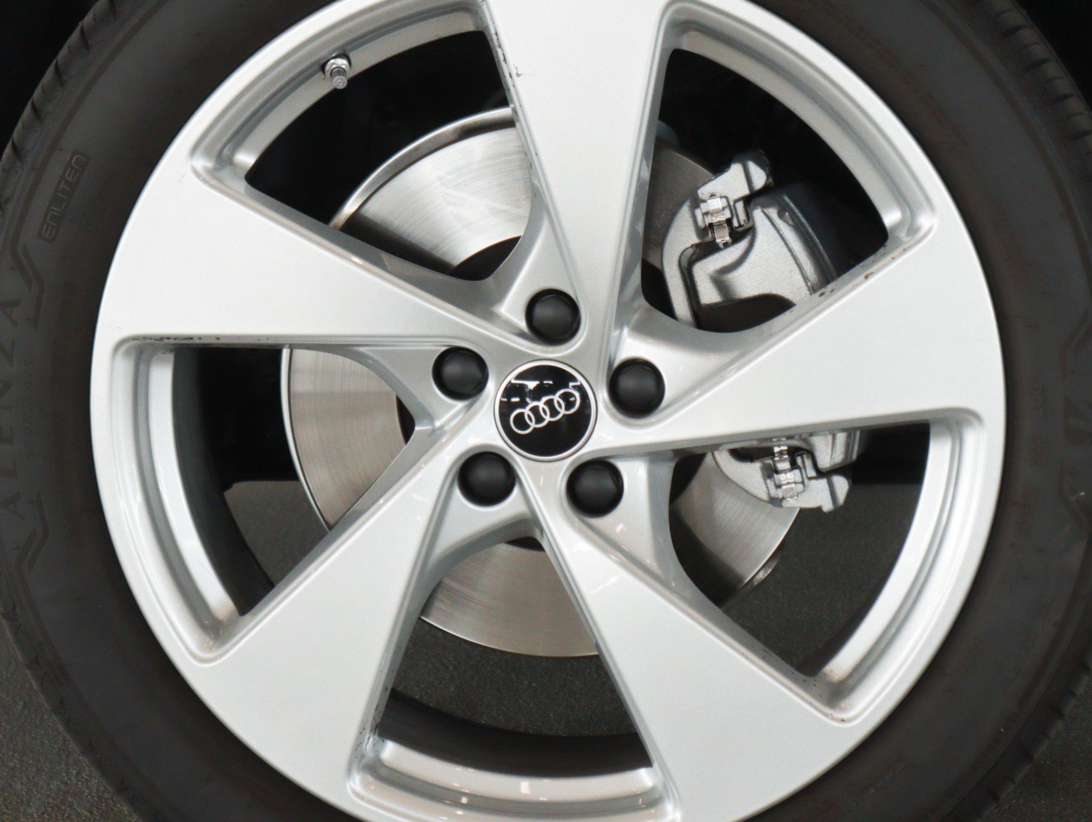 Certified 2025 Audi Q5 Premium Plus w/ Premium Plus image 5