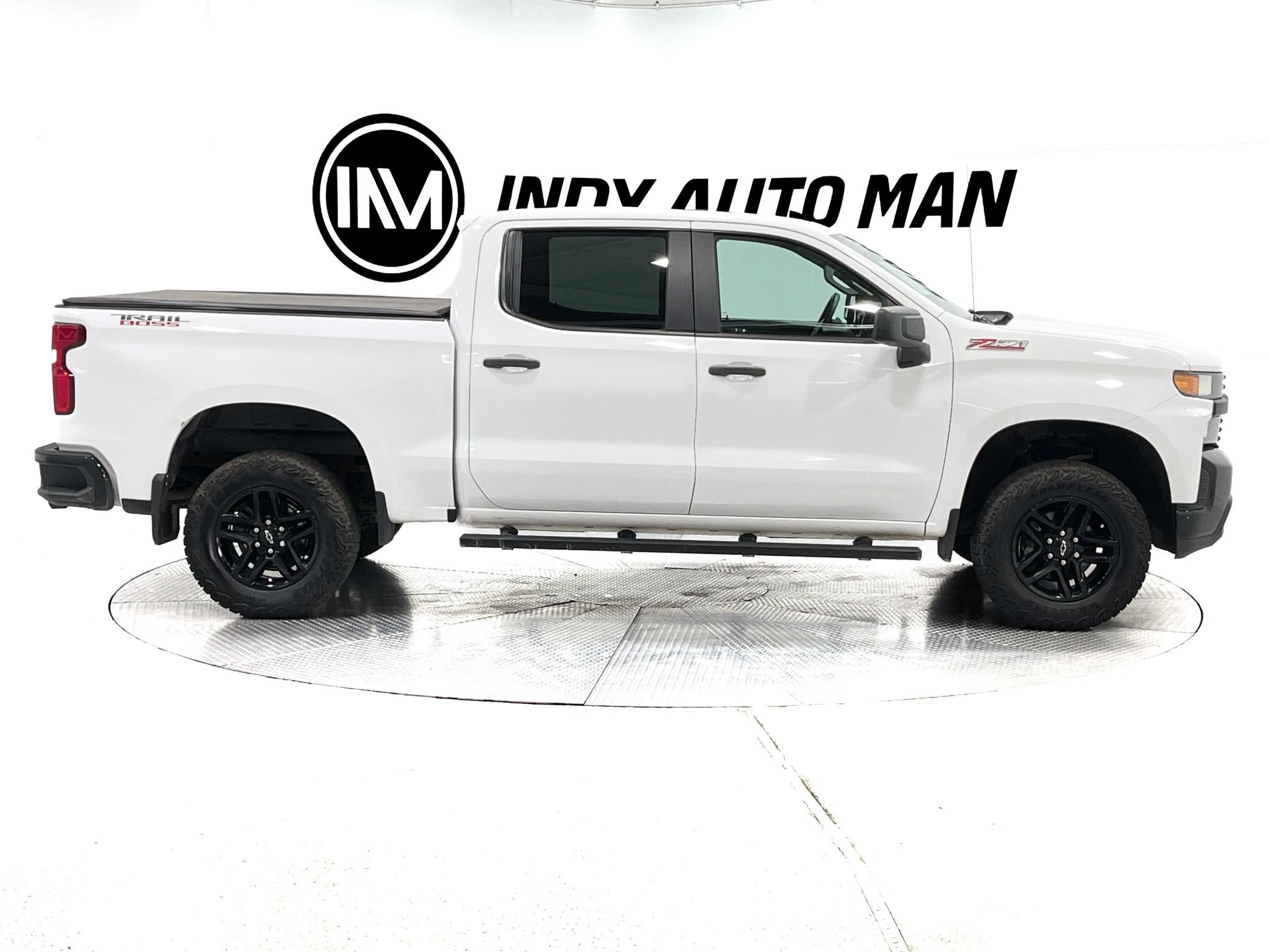 Used 2021 Chevrolet Silverado 1500 Custom Trail Boss w/ LPO, Dark Essentials Package AWD/4WD image 3