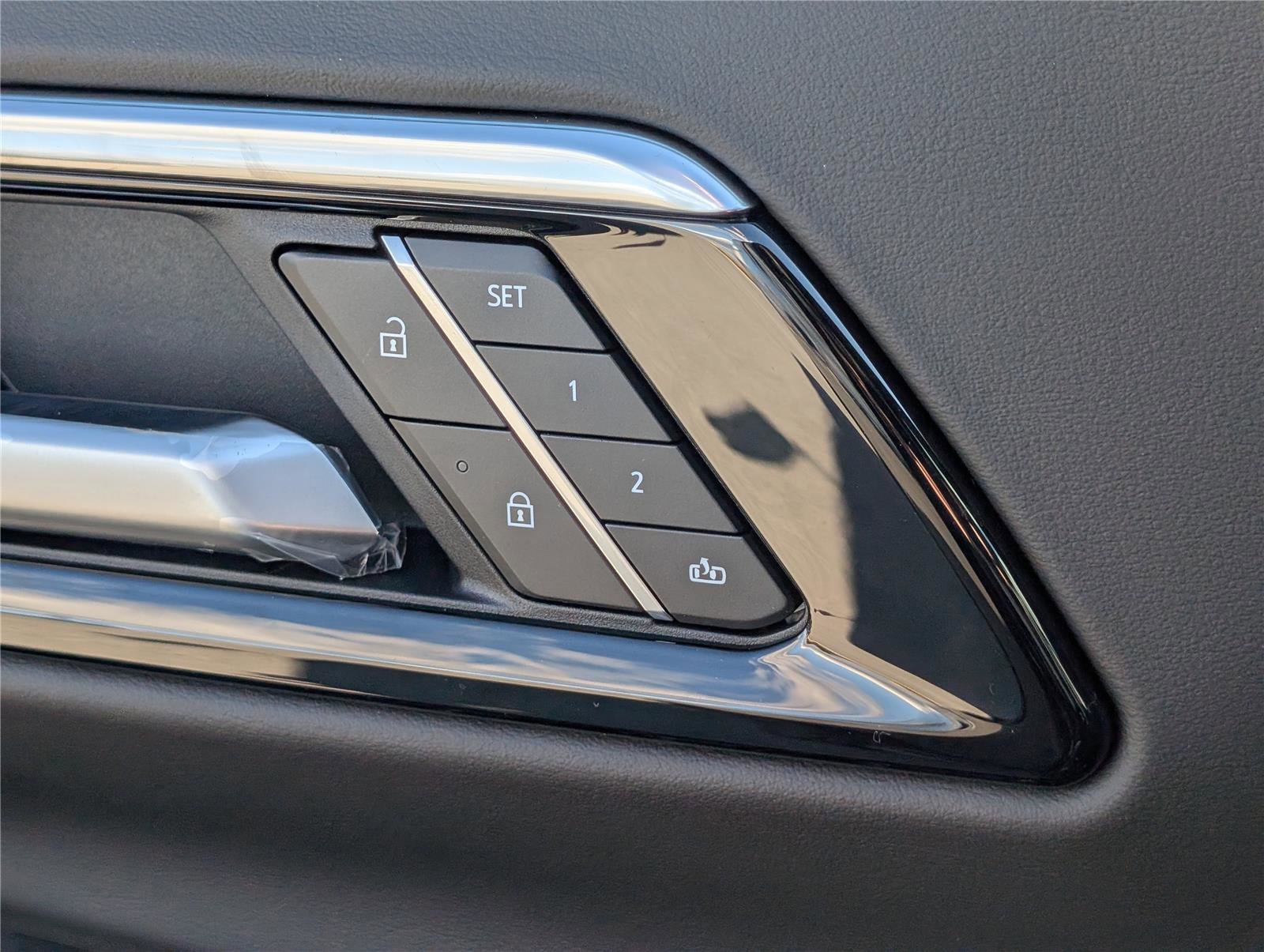 New 2026 Chevrolet Suburban RST w/ Comfort Package image 19