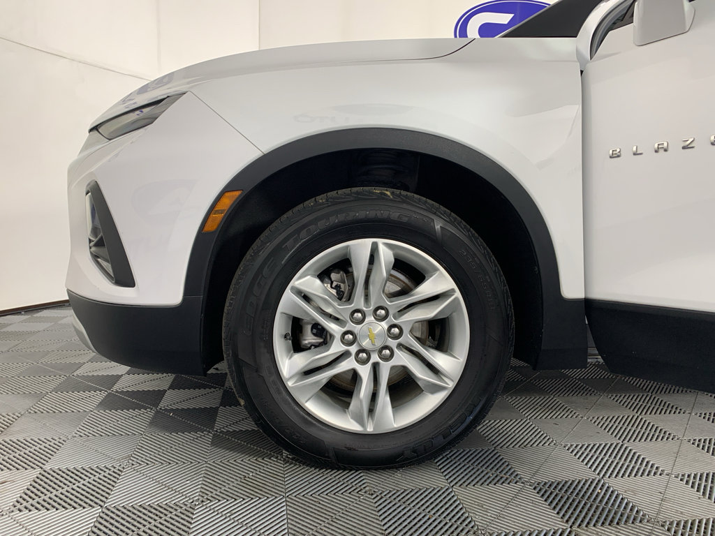 Used 2021 Chevrolet Blazer LT FWD image 12