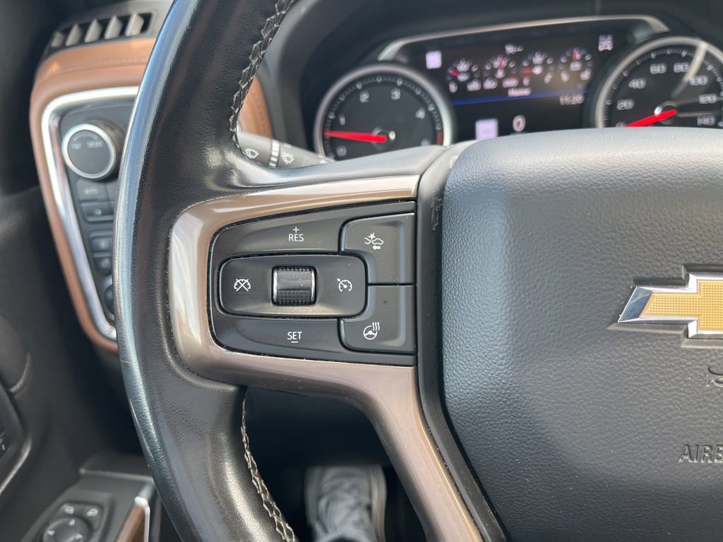 Used 2023 Chevrolet Silverado 2500 High Country w/ Safety Package II AWD/4WD image 18