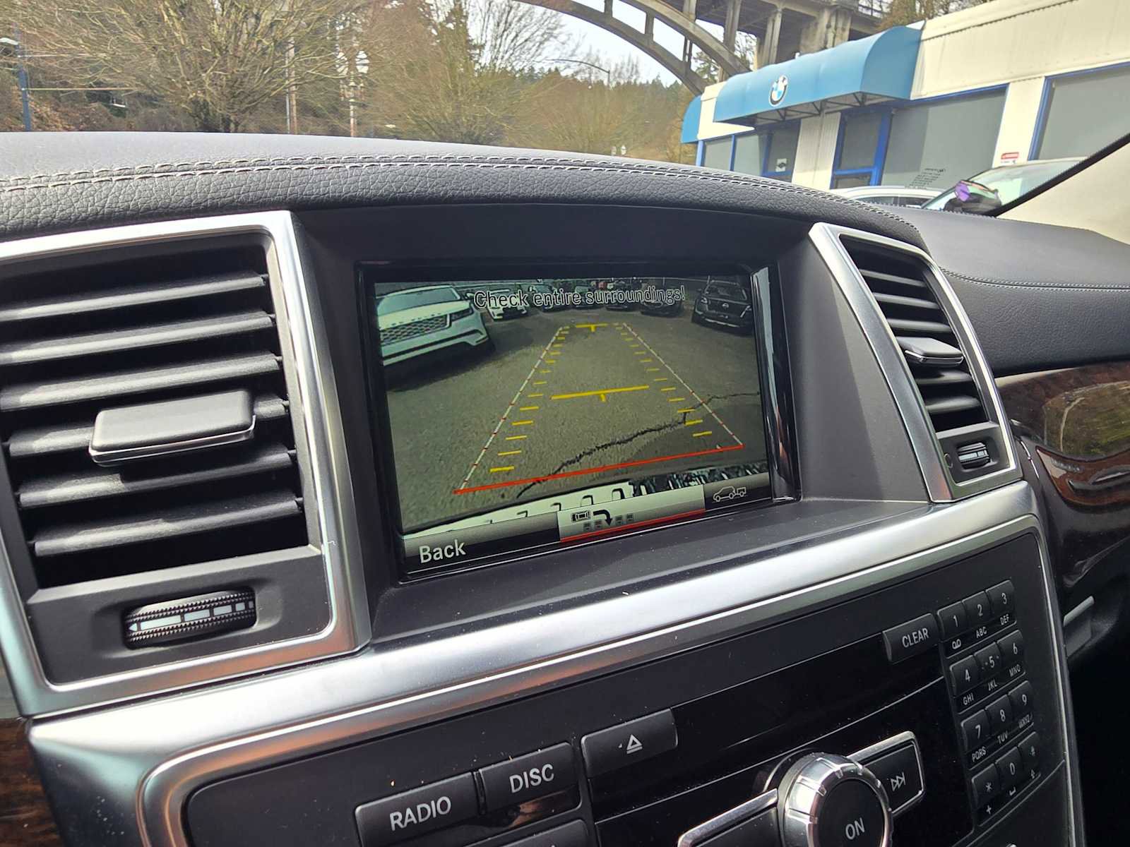 Used 2015 Mercedes-Benz GL 450 4MATIC image 33