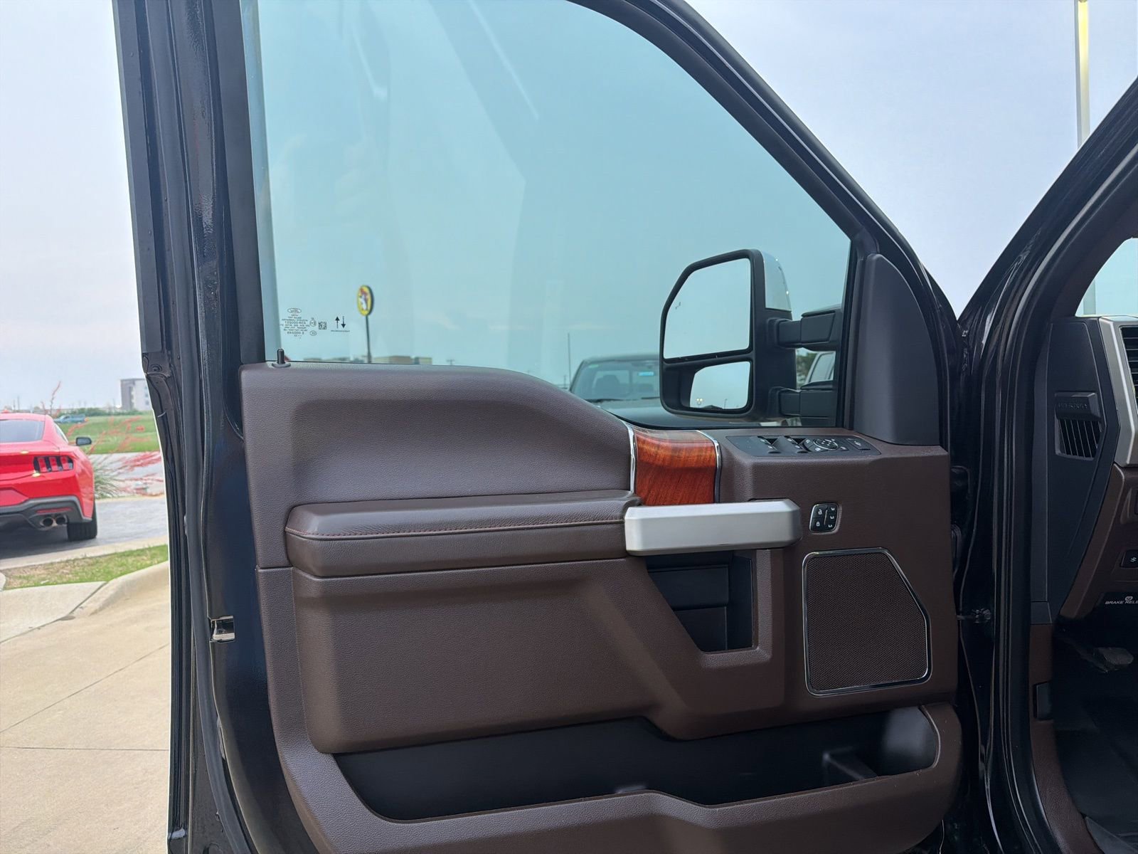 Used 2022 Ford F250 King Ranch w/ King Ranch Ultimate Package AWD/4WD image 14