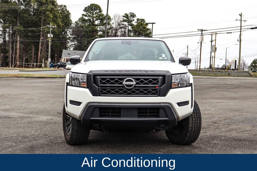 Used 2022 Nissan Frontier S image 2