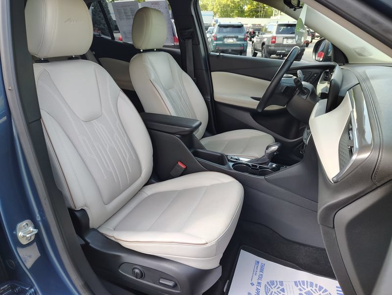 Certified 2024 Buick Encore GX Avenir AWD/4WD image 25