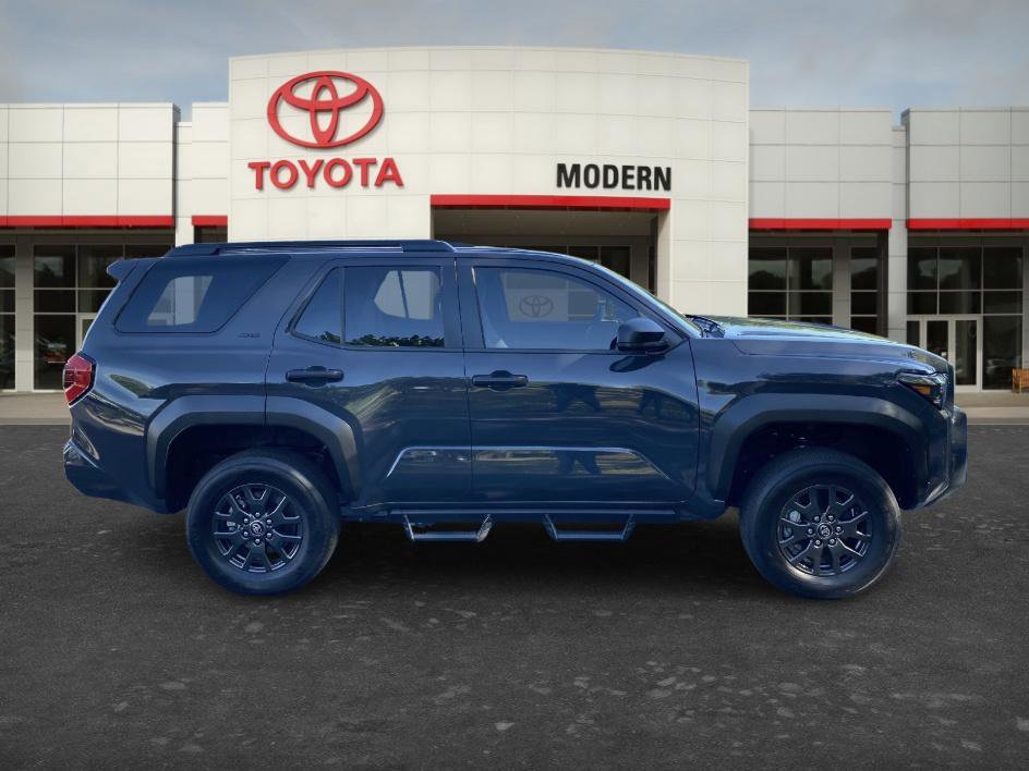 Certified 2025 Toyota 4Runner SR5 AWD/4WD image 2