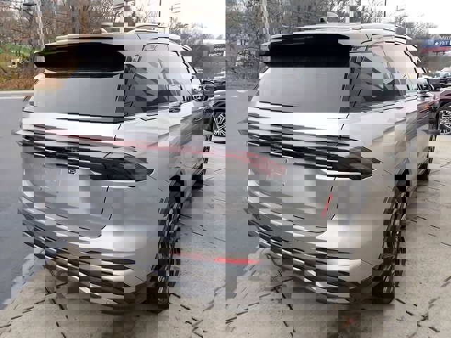 New 2026 Lincoln Nautilus Reserve w/ Jet Appearance Package image 13