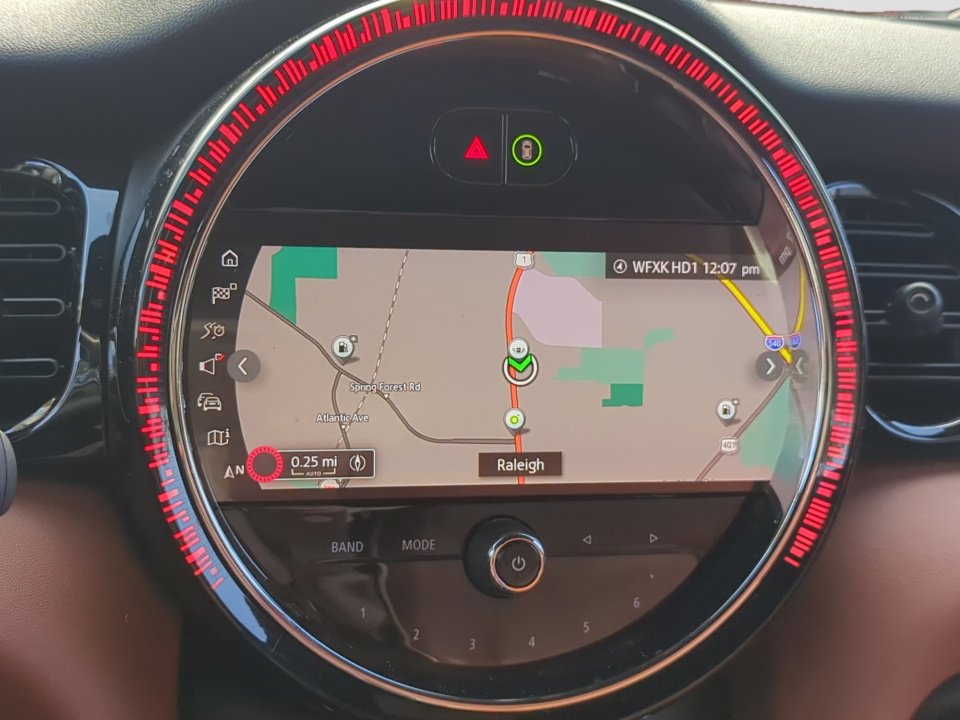 Used 2022 MINI Cooper S w/ Driver Assistance Package image 17