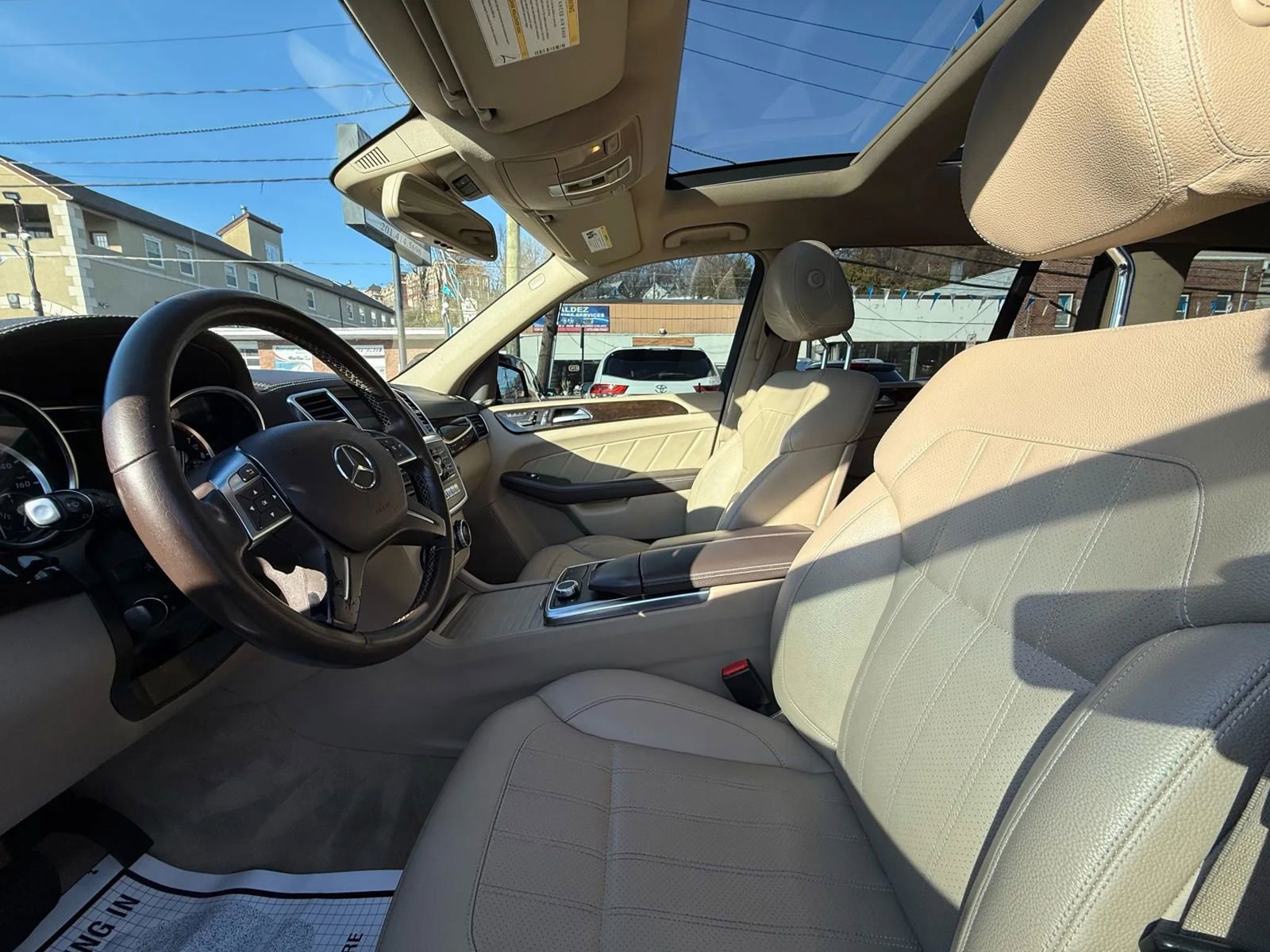 Used 2015 Mercedes-Benz GL 450 4MATIC image 20