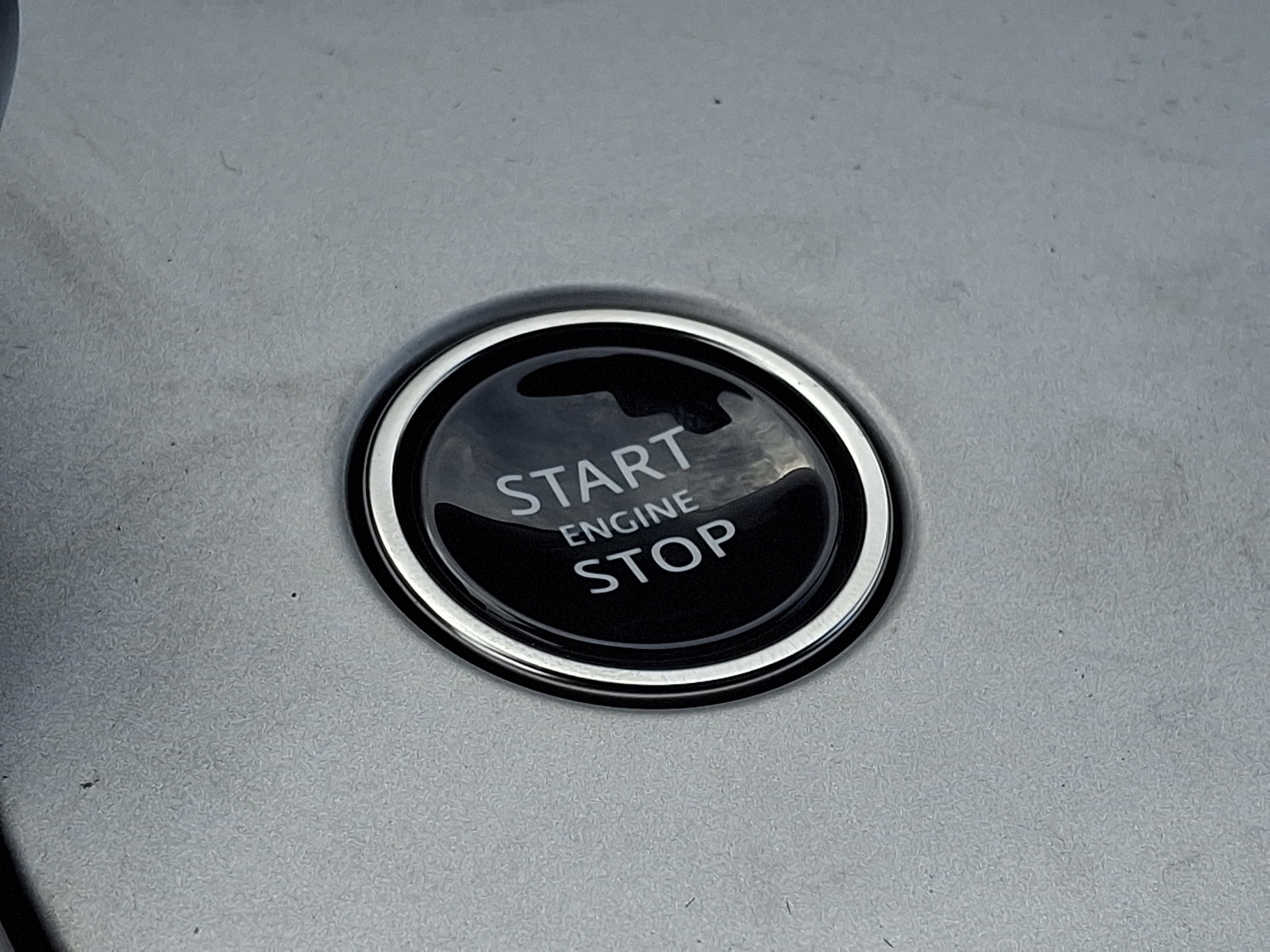 New 2025 Land Rover Range Rover Long Wheelbase SE image 19