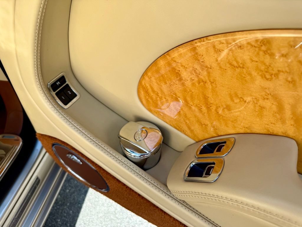Used 2016 Bentley Mulsanne RWD image 44