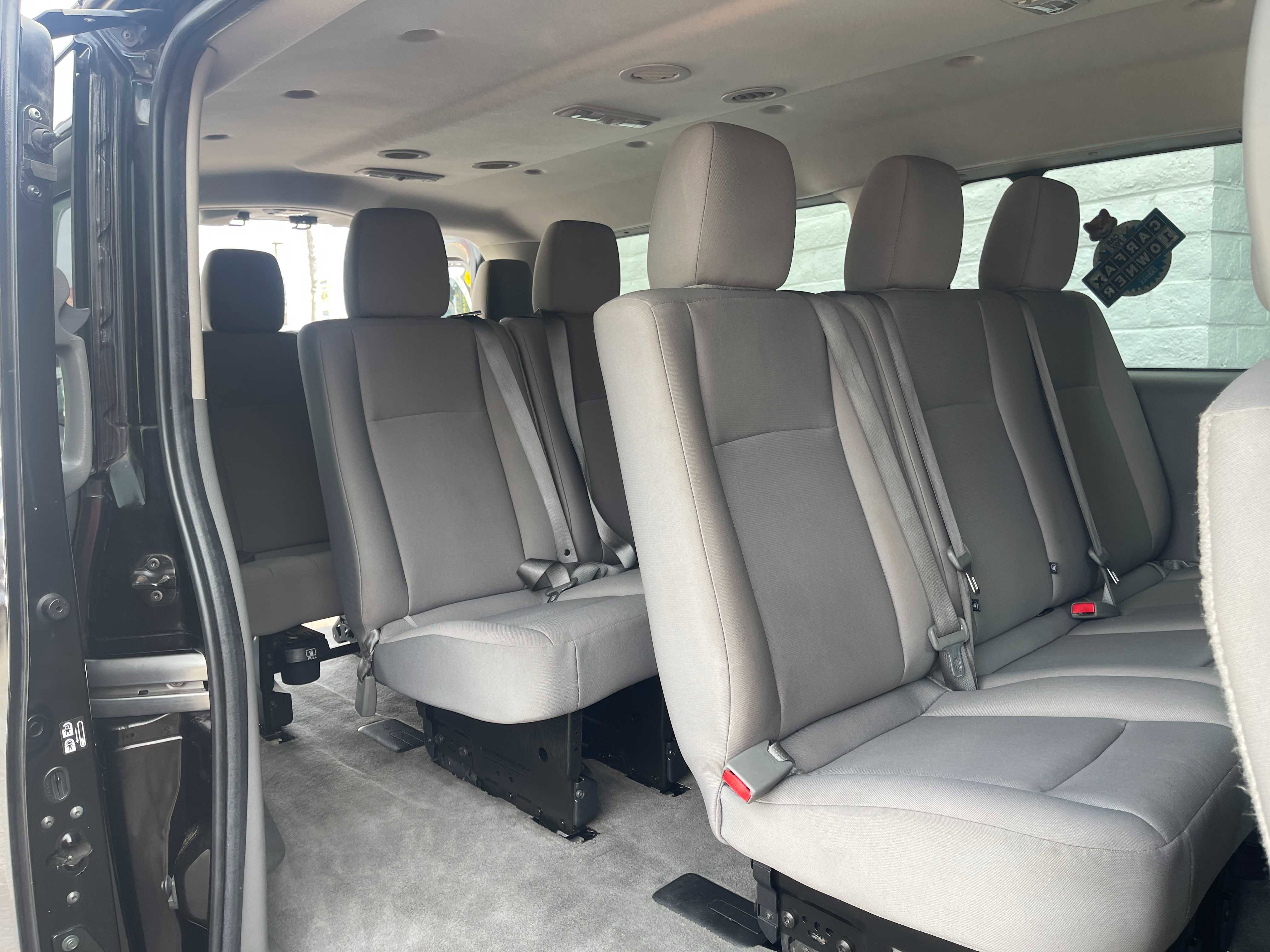 Used 2018 Nissan NV 3500 SV w/ Navigation Package image 11