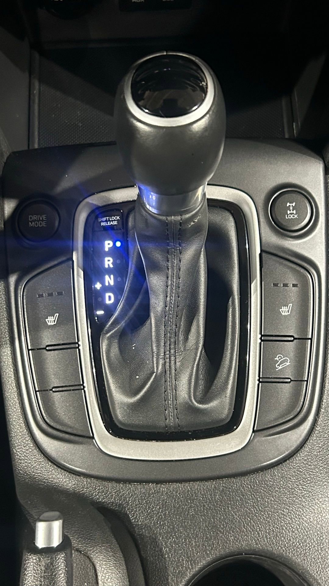 Used 2018 Hyundai Kona Limited image 72