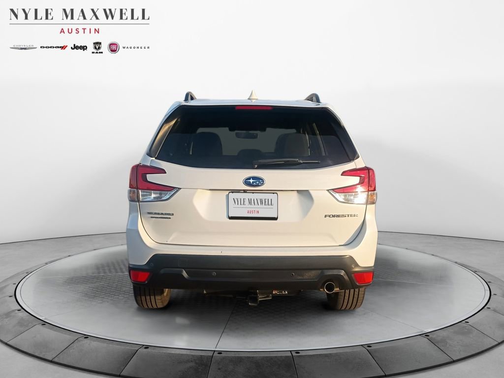 Used 2019 Subaru Forester Limited image 15