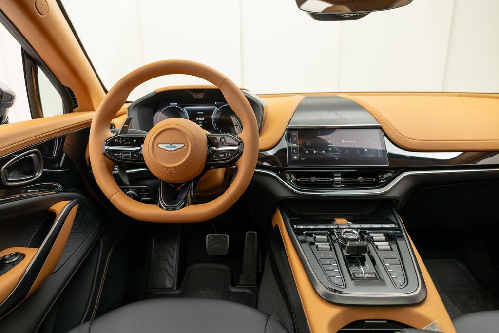 New 2025 Aston Martin DBX 707 image 21
