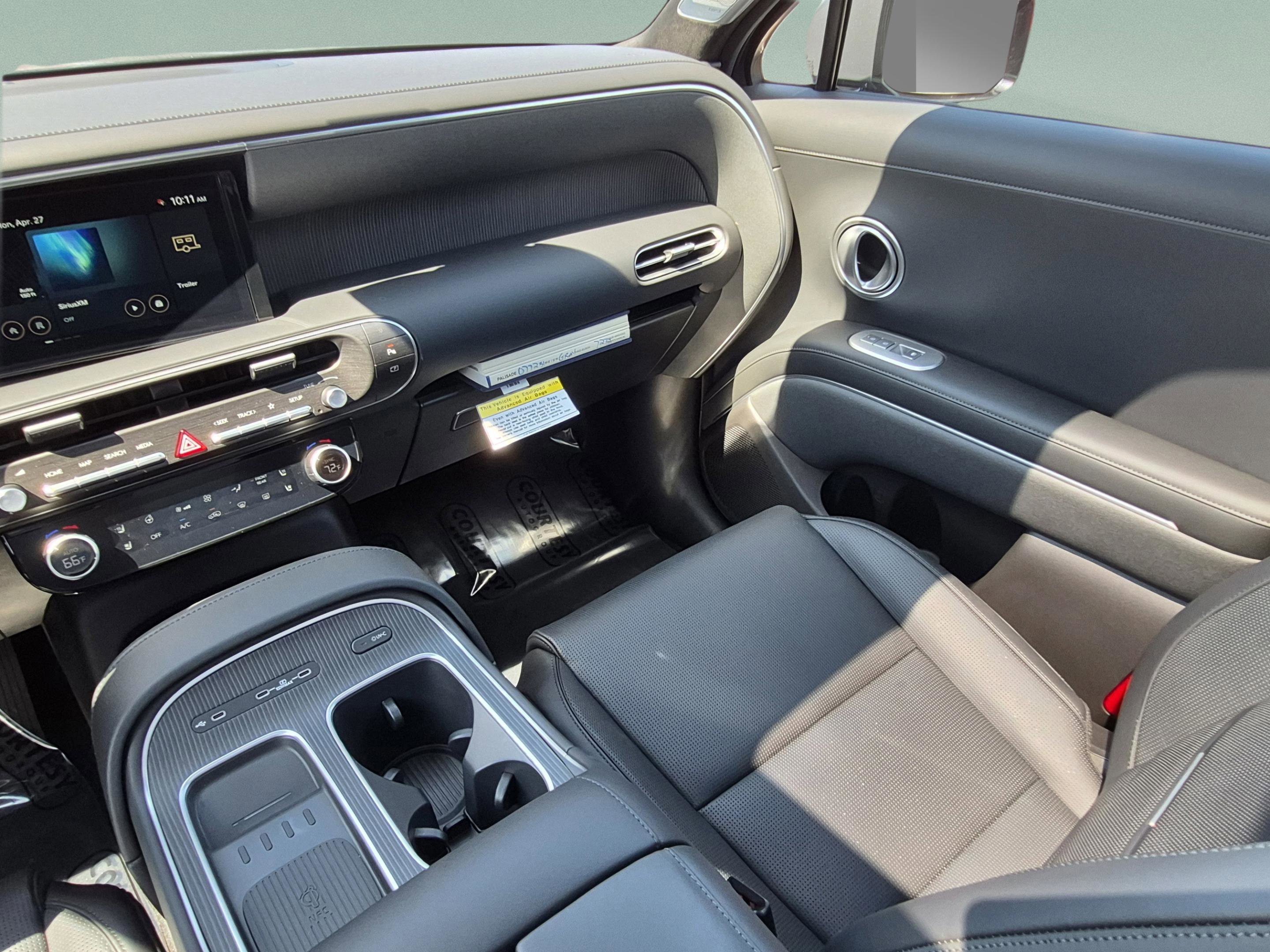 New 2026 Hyundai Palisade Calligraphy FWD image 14