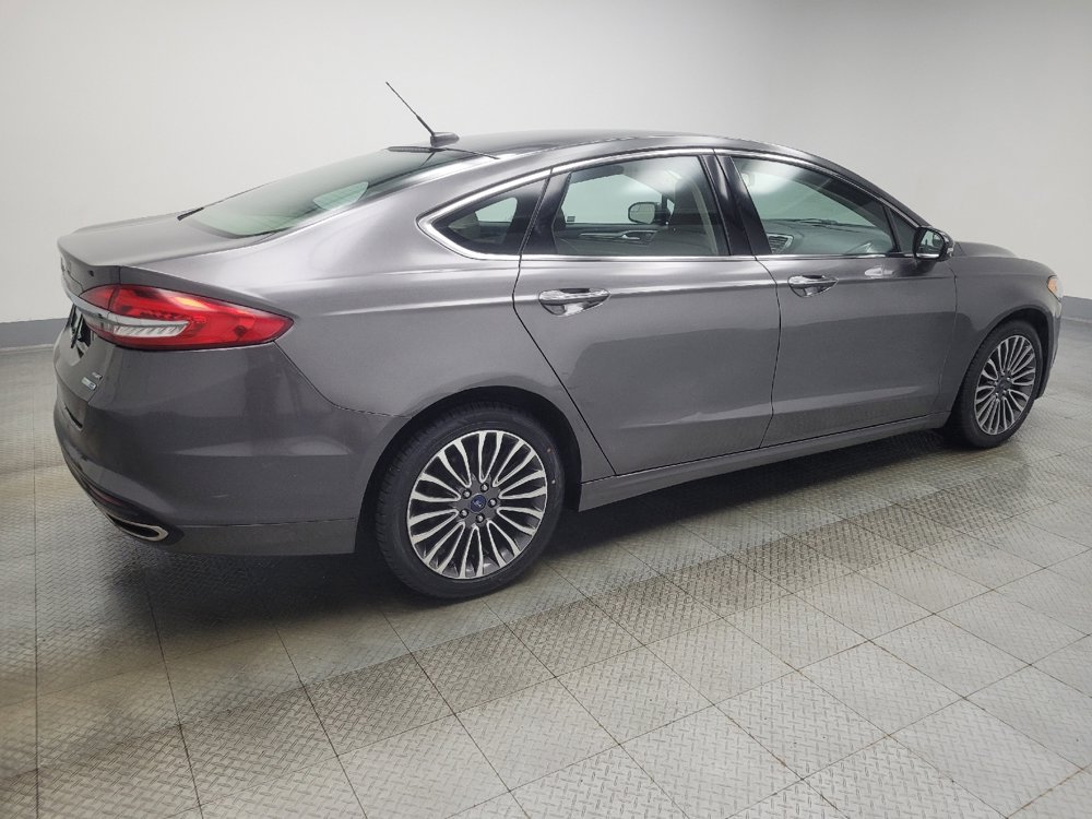 Used 2017 Ford Fusion SE w/ Fusion SE Technology Package image 10