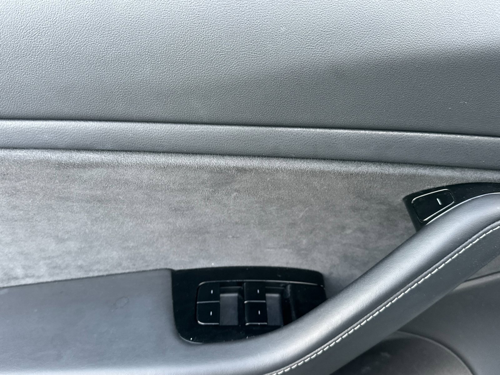 Used 2019 Tesla Model 3 Standard Range Plus image 11