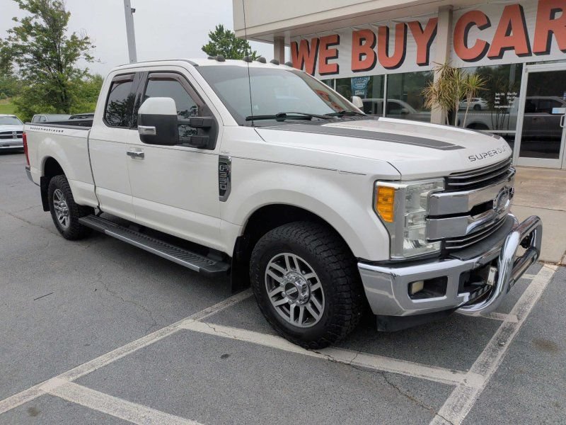 Used 2017 Ford F350 Lariat