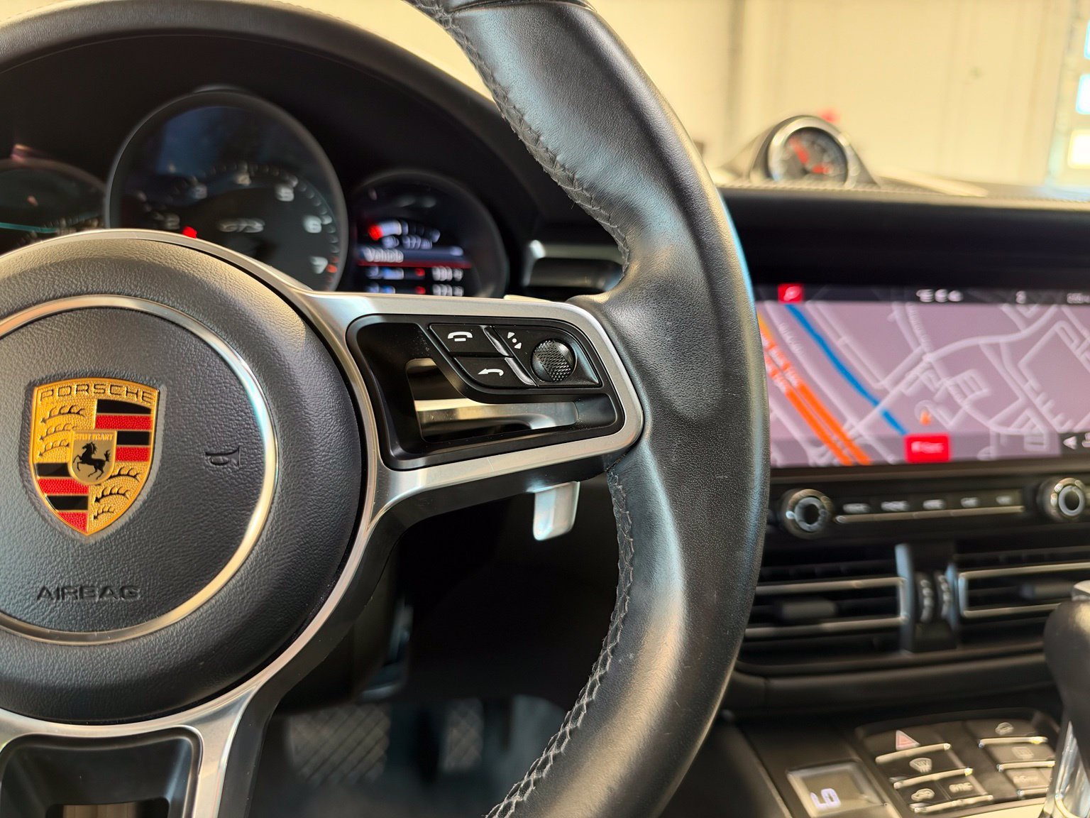 Used 2020 Porsche Macan GTS AWD/4WD image 22