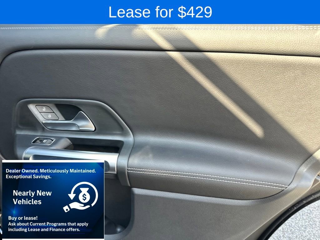 Used 2025 Mercedes-Benz GLB 250 4MATIC image 31