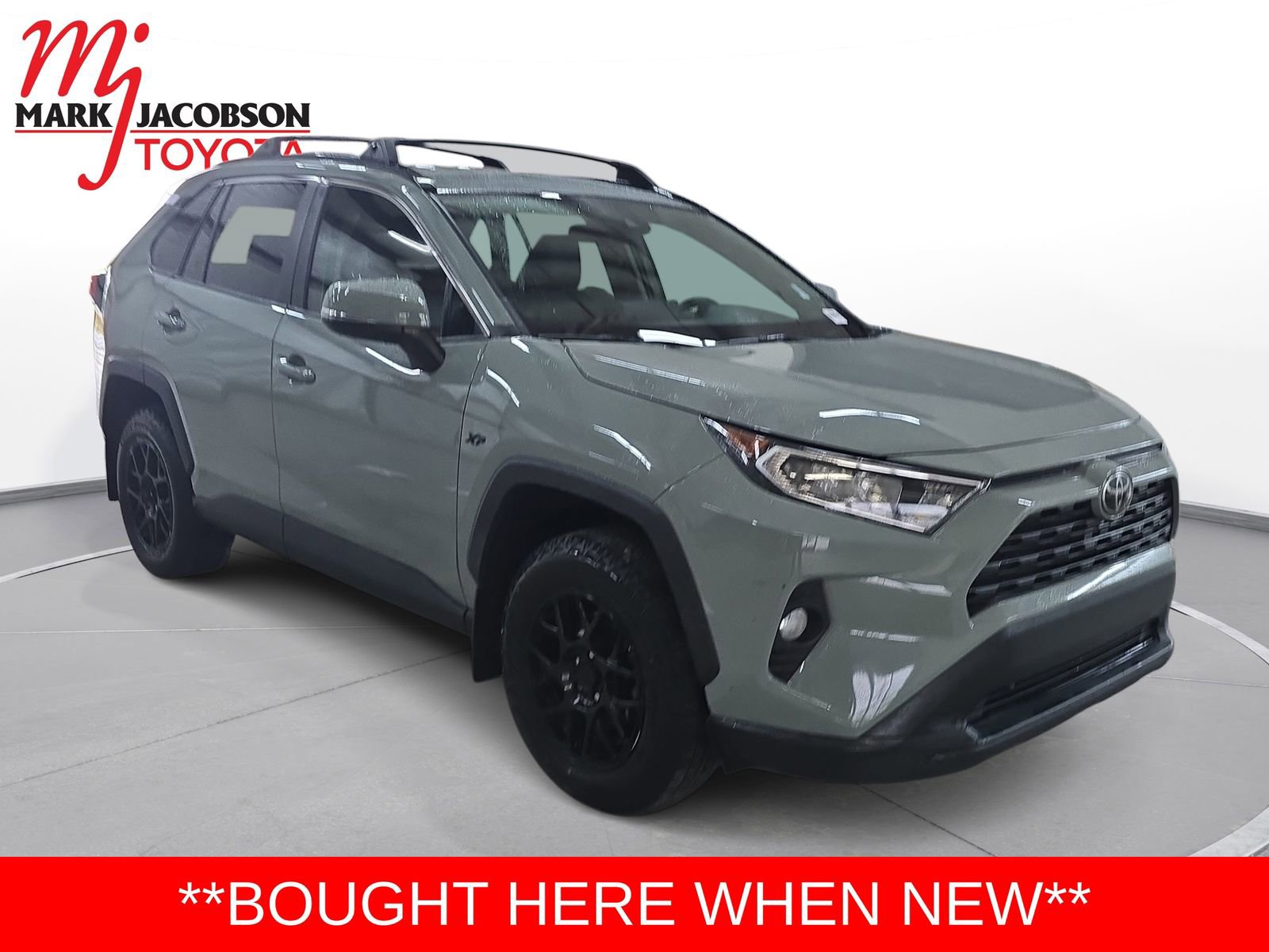 Used 2021 Toyota RAV4 XLE FWD image 4