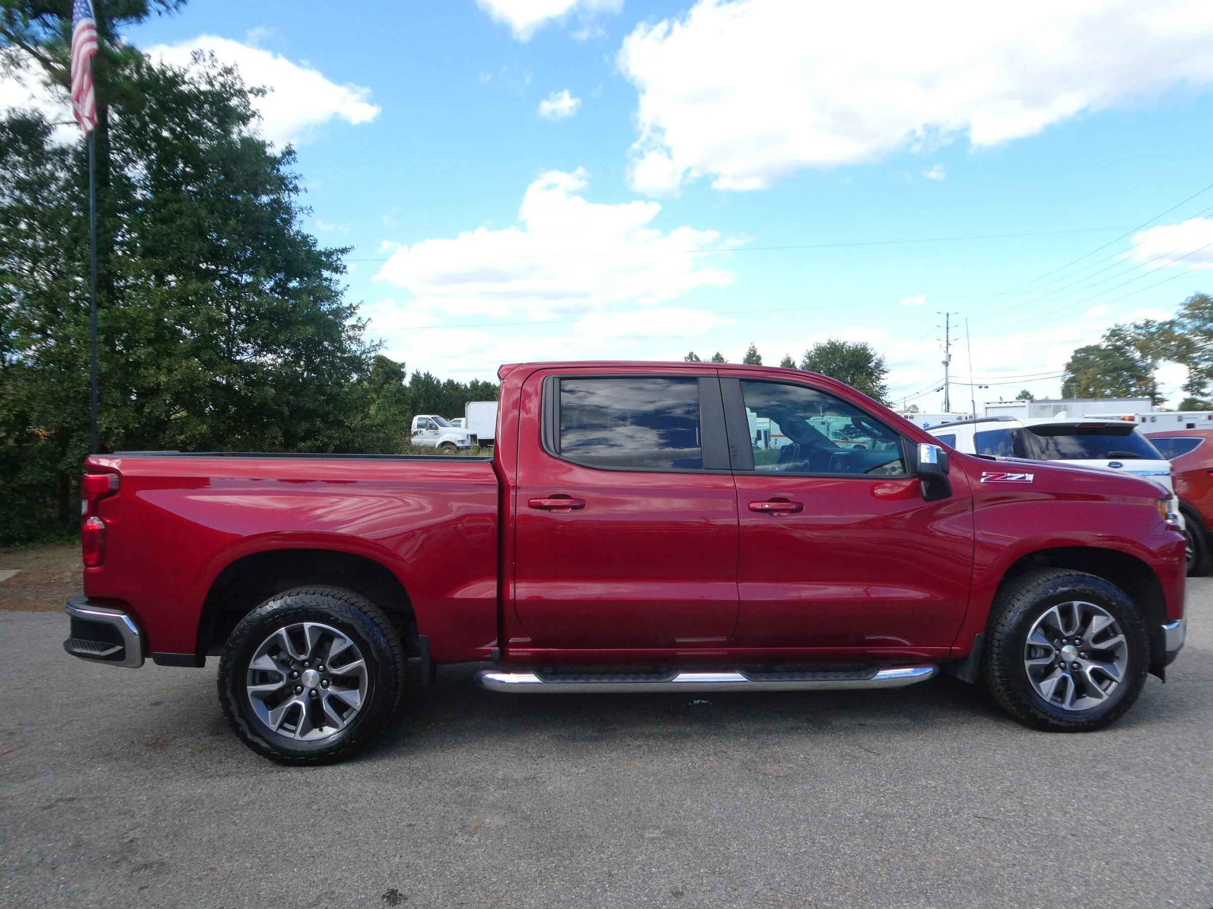 Used 2021 Chevrolet Silverado 1500 LT w/ All Star Edition Plus AWD/4WD image 4