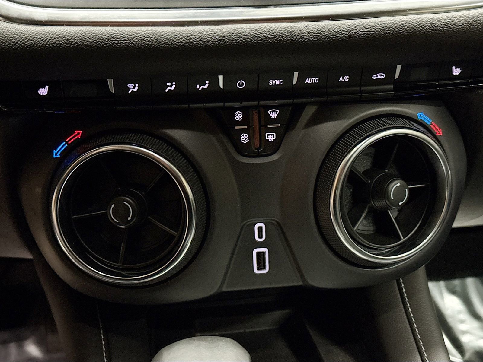 New 2025 Chevrolet Blazer LT w/ Sound & Technology Package image 21