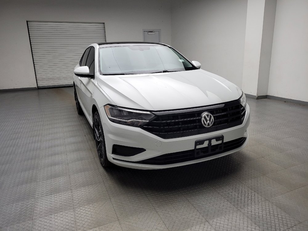 Used 2021 Volkswagen Jetta SE w/ SE Cold Weather Package image 14