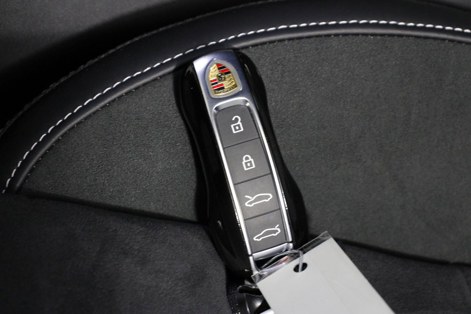 Used 2025 Porsche Taycan Turbo GT image 23
