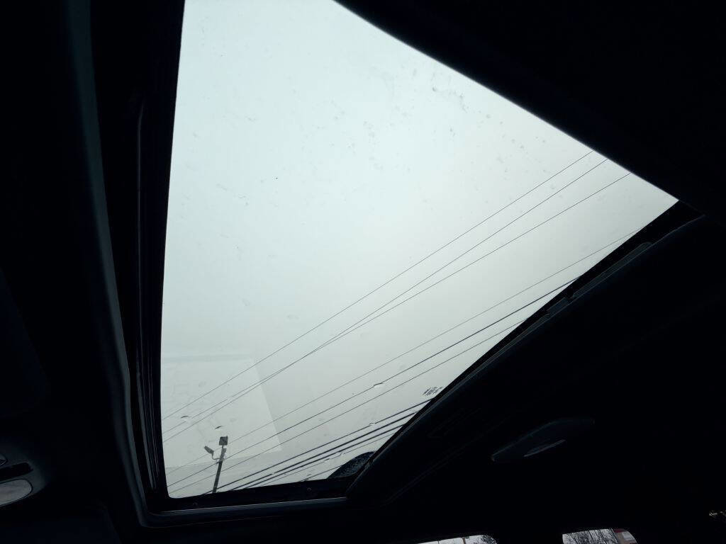 Used 2012 Ford Escape Limited image 23