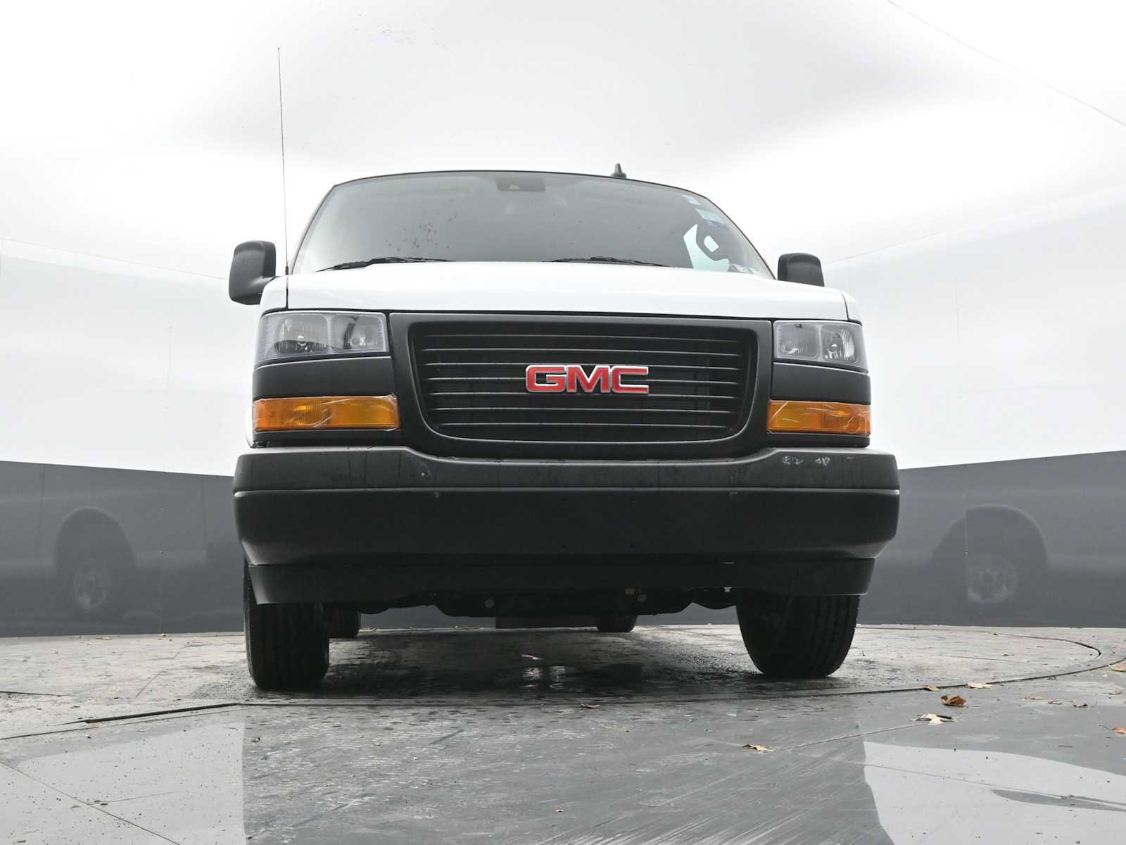New 2025 GMC Savana 2500 w/ Driver Convenience Package image 40