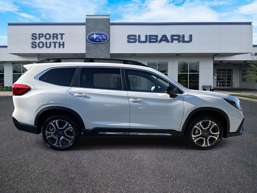 New 2025 Subaru Ascent Limited image 2