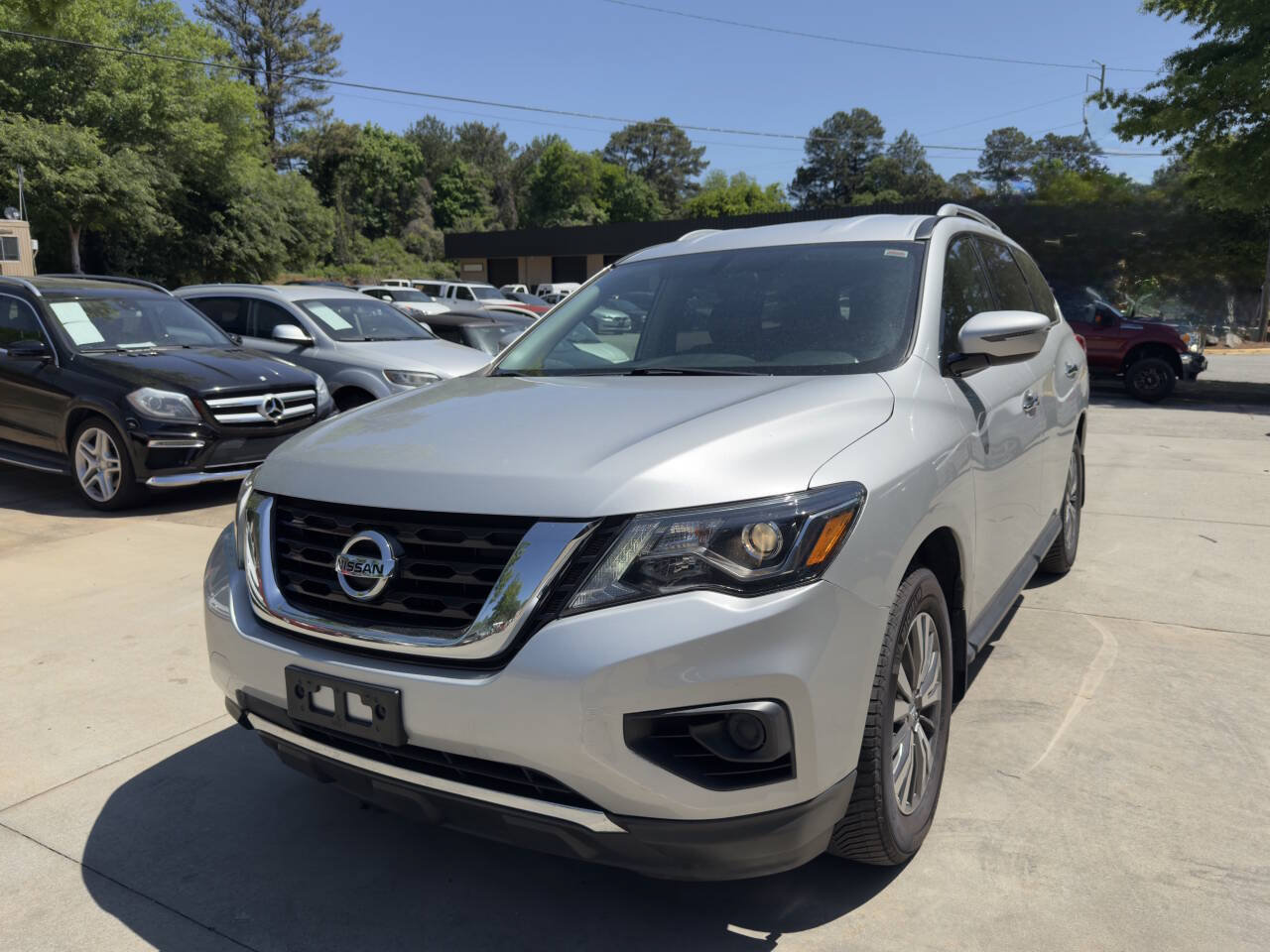 Used 2017 Nissan Pathfinder S AWD/4WD image 74