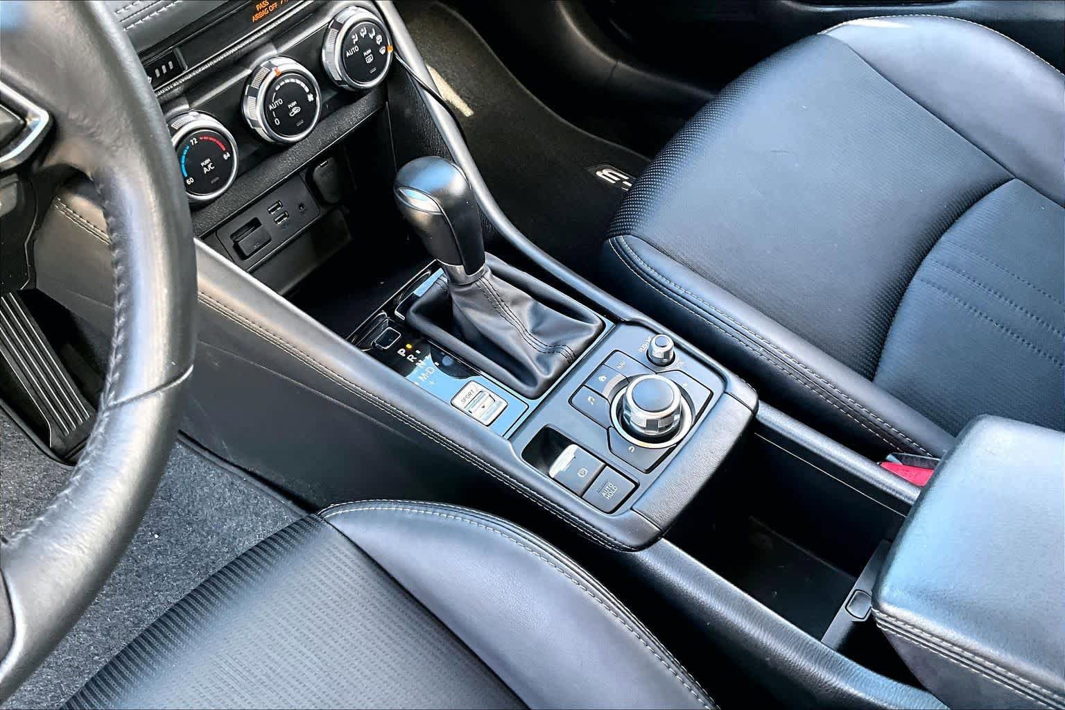 Used 2019 MAZDA CX-3 Touring w/ Touring I-ACTIVSENSE Package image 17