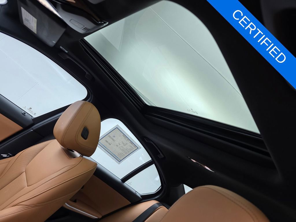 Certified 2023 BMW 330i Sedan w/ Driving Assistance Package RWD image 12