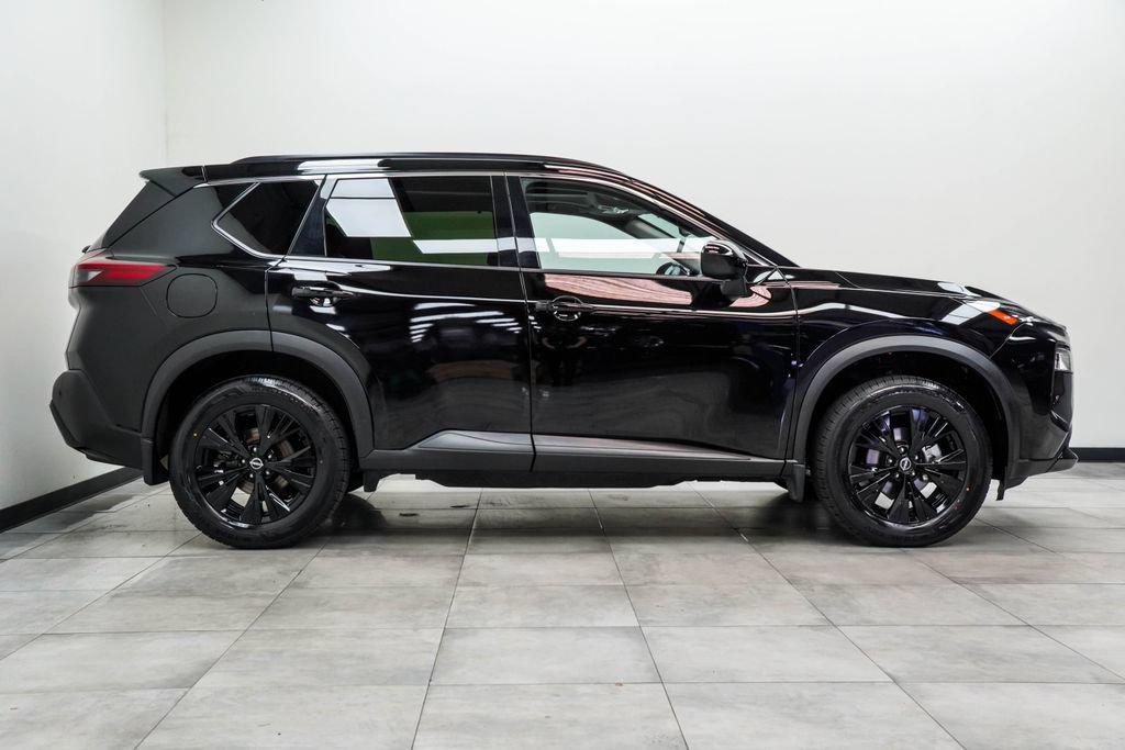 Used 2023 Nissan Rogue SV w/ SV Premium B Package AWD/4WD image 7