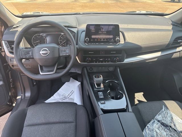 New 2026 Nissan Rogue SV FWD image 12