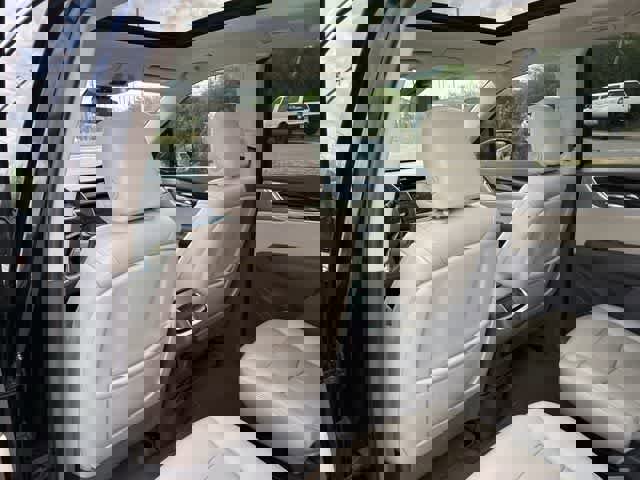 Used 2021 Cadillac XT6 Premium Luxury image 19