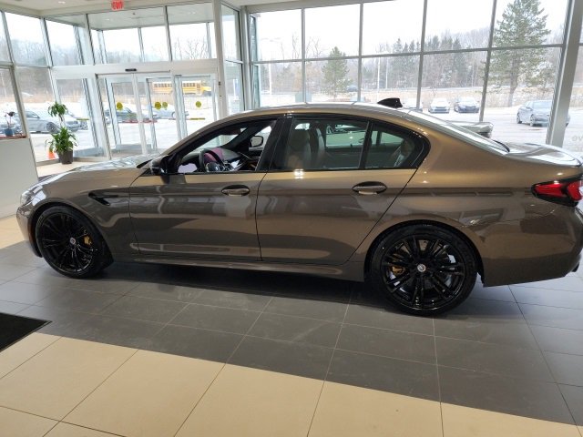 New 2023 BMW M5 w/ Competition Package